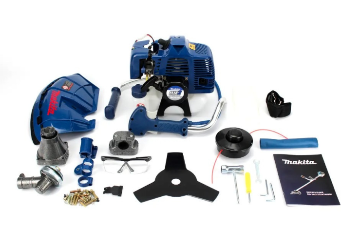 Бензокоса Makita BC-626 тример кущоріз мотокоса Макіта з бензиновим двигуном для косіння трави та бурянів