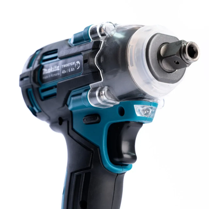 Макіта акумуляторний ударний гайковерт Makita TW007GM 500Hm Безщітковий з набором насадок біт в кейсі із 2 АКБ 48V/6Ah